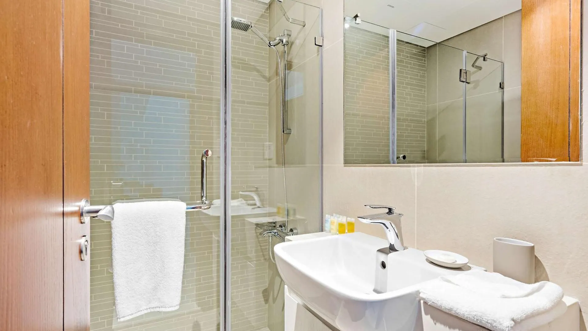 Silkhaus Big Layout Unit Near Reem Mall Abu Dhabi 0*,  United Arab Emirates