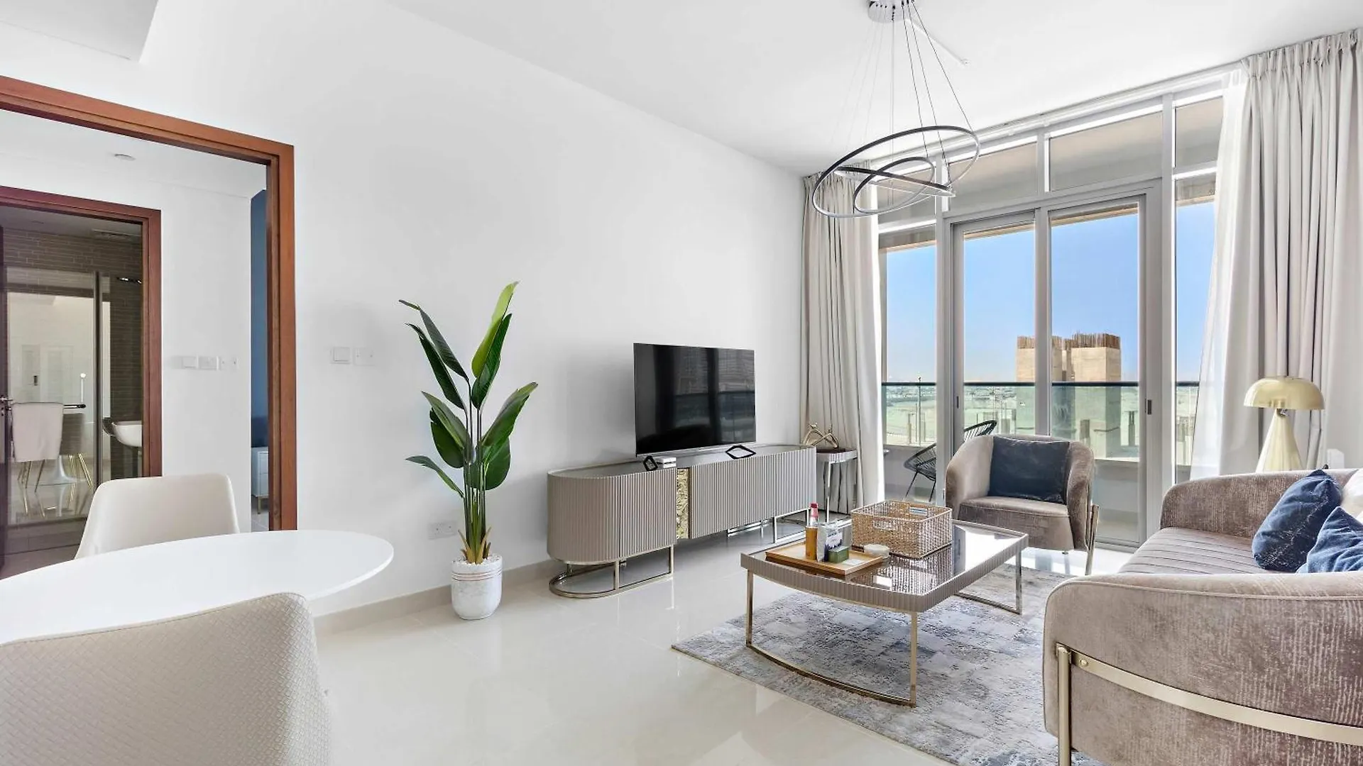 Silkhaus Big Layout Unit Near Reem Mall Abou Dabi